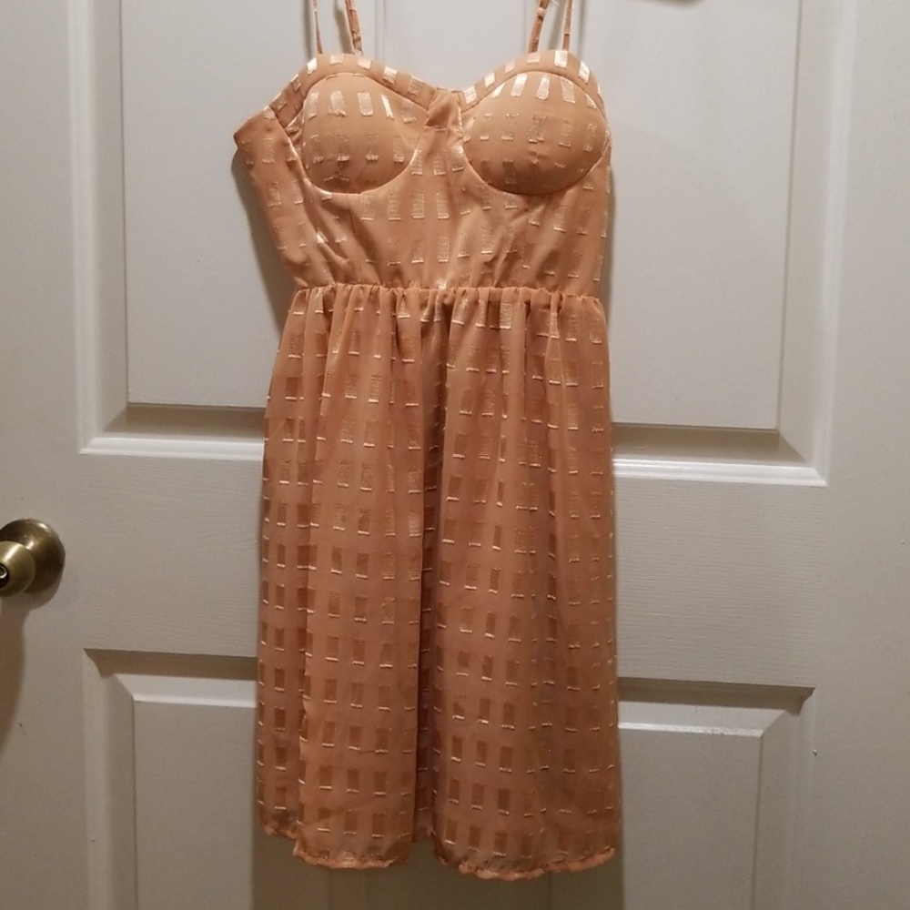Aprioct Dress